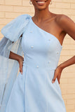 Vestido de Homecoming Azul Escuro A-Line A-Line de Um Ombro com Capa Lateral