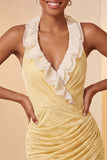 Vestido de regresso a casa, bodycon vermelho, franzido e folhos com purinas, com decote e renda nas costas