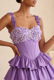 Espartilho roxo claro em linha A com renda em camadas, vestido floral floral com contas