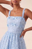 Vestido de regresso a casa azul azul A-line, decote quadrado, renda nas costas, com laço