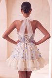 Vestido de regresso ao lar com flors floral amarelo claro em linha A com folhos com folhos nas costas, espartilho transparente