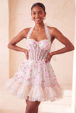 Vestido de regresso ao lar com flors floral amarelo claro em linha A com folhos com folhos nas costas, espartilho transparente