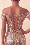 Vestido de Homecoming Bodycon Champanhe Brilhante com Ombros Abertos e Lantejoulas