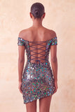 Vestido de Homecoming Bodycon Champanhe Brilhante com Ombros Abertos e Lantejoulas