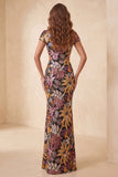 Vestido formal longo com decote batau preto com decote floral e lantejoulas