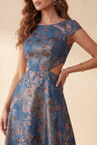 Jacquard floral azul-marinho com decote bateau com decote bato, vestido formal comprido com mangas curtas