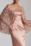 Vestido midi de mãe da noiva com sereia bordô sem ombros