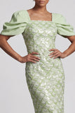 Vestido Midi Mãe da Noiva com Lantejoulas de Sereia Verde Claro com Mangas Bufantes
