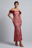 Vestido Midi Mãe da Noiva Rosa Ombros Descobertos Sereia Vestido Midi Mãe da Noiva com Flores 3D