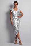 Vestido Midi Mother Of the Bride Mother Of the Bride com decote em V prateado e decote em V Prata de Sereia