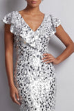 Vestido Midi Mother Of the Bride Mother Of the Bride com decote em V prateado e decote em V Prata de Sereia