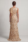 Vestido longo de mãe da noiva com decote batente em forma de sereia champanhe com lantejoulas