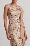 Vestido longo de mãe da noiva com decote batente em forma de sereia champanhe com lantejoulas
