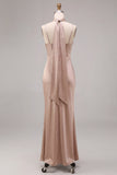 Vestido Maxi de Cetim de Rosa Poeirenta com alças finas e lenço no pescoço
