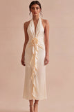Vestido Midi de Sireia em Chiffon, Alperce de Damasco, Decote Halter, Franzido com Folhos e Flor 3D