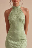 Vestido Midi Floral de Sereia, decote halter verde claro e estampado