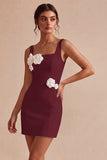 Vestido Branco Bodycon de Gola Quadrada com Flores 3D