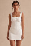 Vestidinho Branco Bodycon Bodycon com Decote Quadrado e Folhos