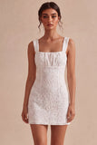 Vestidinho Branco Bodycon Bodycon com Decote Quadrado e Folhos