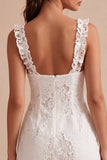 Vestidinho Branco Bodycon Bodycon com Decote Quadrado e Folhos