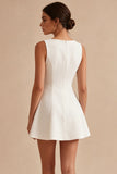 Vestido Branco Pequeno Decote Bateau A-Line
