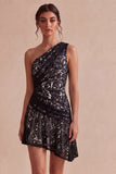 Vestido Branco Ajustado Assimétrico de Renda Franzida de Um Ombro