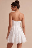 Vestido Branco Pequeno Branco Floral A-Line Strapless