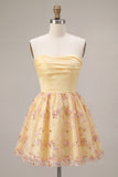 Vestido de Finalista Amarelo Claro A-Line, Floral Sem Alças, Bordado