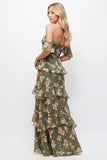 Vestido comprido de dama de honor com flor verde em chiffon, com folhos e linhas verdes, ombros descobertos