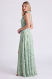 Vestido comprido de dama de honor Sálvia, decote halter e chiffon floral, com fenda