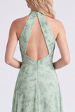 Vestido comprido de dama de honor Sálvia, decote halter e chiffon floral, com fenda