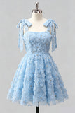 Vestido de regresso a casa azul claro com alças com laços florais com missangas e renda nas costas