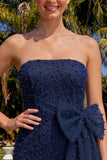 Azul-marinho sem alças, renda apertada nas costas, vestido curto de finalistas com laço