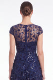 Vestido longo de mãe da noiva com decote redondo azul-marinho A-Line com mangas curtas