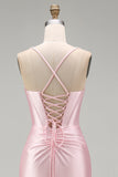Vestido comprido de baile de sereia rosa cetim com franzidas e fenda