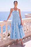 Vestido Midi A-Line Sem Alças Floral Azul com Aplicações