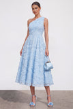 Vestido Midi Azul A-Line de Um Ombro Floral com Missangas