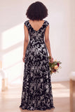 Vestido comprido de dama de honor com veludo preto prateado e mangas fechadas