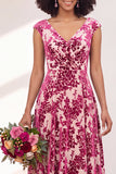 Vestido comprido de dama de honor com veludo preto prateado e mangas fechadas
