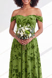 Vestido comprido de dama de honor em veludo fúcsia em veludo A-Line A-Line Ombro Descoberto