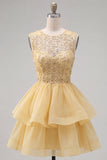 Vestido Amarelo A-Line, decote redondo, camadas, com Pérolas