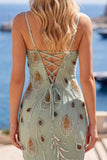 Vestido Curto de Finalistas Verde Bodycon Misangas e Renda nas Costas