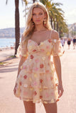 Vestido de Finalistas de Finalistas com Champanhe, Ombro Frio, Linha em A, com Folhos e Flores 3D