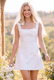 Vestido de Noiva Mini Elopement Mini Elopement Branco Linha A-Line Linha Quadrada Sem Mangas com Flor 3D