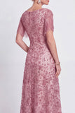 Vestido da Mãe da Noiva com decote em V em linha rosa poeirenta e franjas
