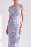 Vestido Mãe da Noiva Bodycon Floral Bodycon Azul Floral Neck, Aplicado Com Abertura