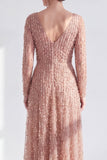 Vestido Mãe da Noiva, roxo escuro e decote em V longo, linha A com mangas compridas