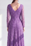 Vestido Mãe da Noiva, roxo escuro e decote em V longo, linha A com mangas compridas