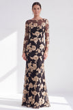 Vestido longo de mãe da noiva com gola bateau de gola bata em forma de sereia vermelha