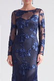 Vestido longo de mãe da noiva com gola bateau de gola bata em forma de sereia vermelha